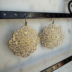 Vintage-Style Gold Filigree Dangle Earrings